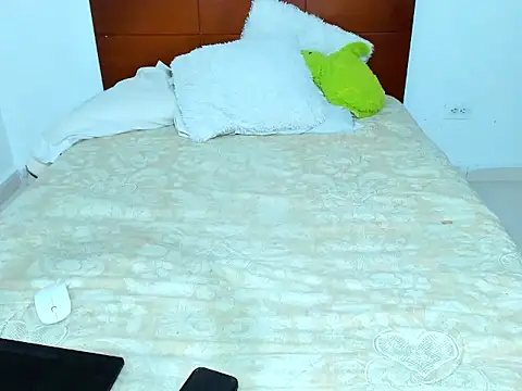 Chandler ken online show from April 2026 04:17:02 AM