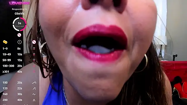 LiaTaylorr online show from December 2024 06:17:02 PM