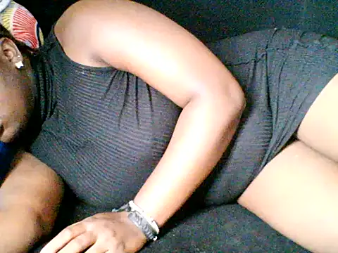 Snapshot of smileyboobs1 chatting on November 2025 06:51:01 PM smileyboobs1 online show from November 2025 06:51:01 PM