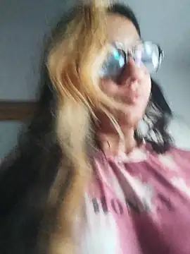 blvckbabyweed07 online show from April 2026 11:33:01 AM