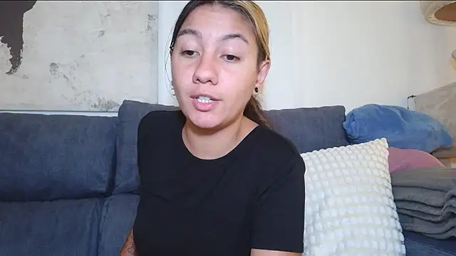 blvckbabyweed07 online show from May 2026 11:00:01 PM
