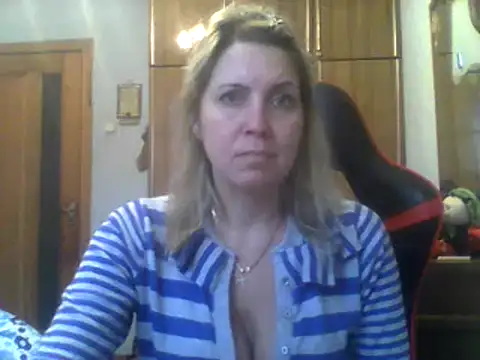 IrinaB1 online show from January 2025 10:40:01 AM