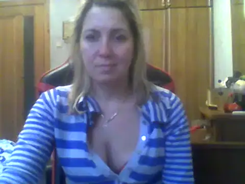 IrinaB1 online show from January 2025 01:43:01 PM