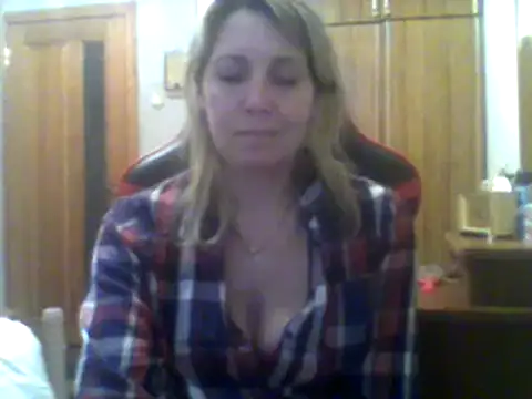 IrinaB1 online show from February 2025 02:43:01 PM