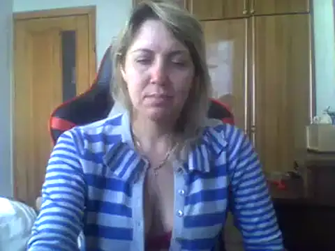 IrinaB1 online show from February 2025 11:33:02 AM