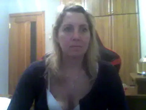IrinaB1 online show from February 2025 03:23:02 PM