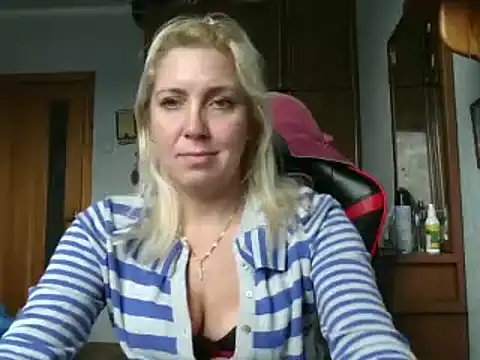 IrinaB1 online show from October 2025 07:28:02 AM