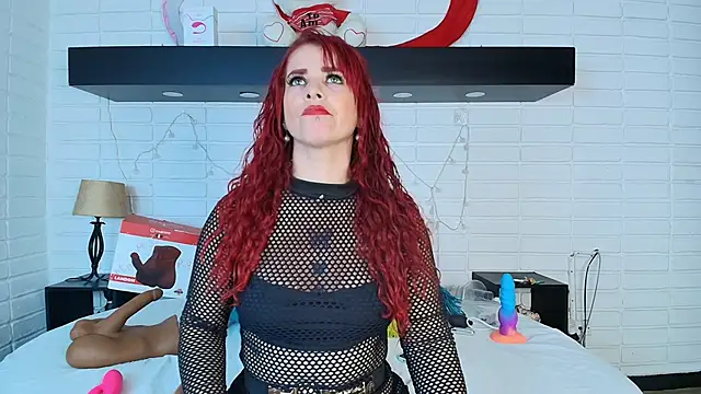 Snapshot of HannaBrave chatting on March 2025 12:19:02 PM HannaBrave online show from March 2025 12:19:02 PM