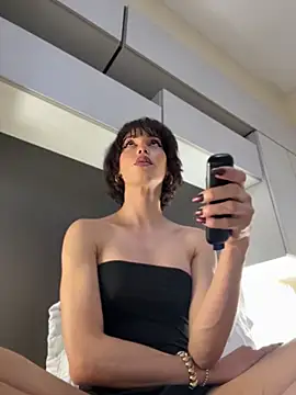Snapshot of Carlita_cute chatting on June 2026 09:14:01 AM Carlita cute online show from June 2026 09:14:01 AM