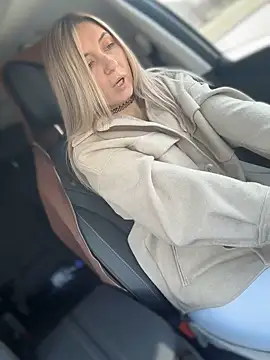 Crazy-Rosa online show from March 2026 04:18:01 AM