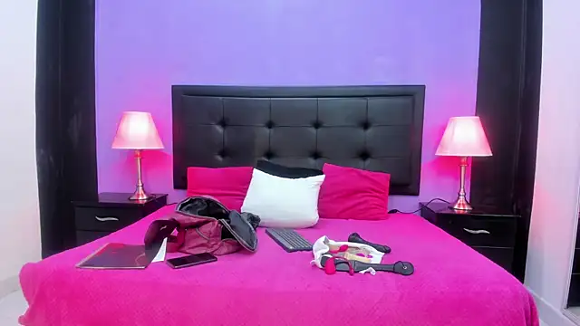 MaduraLuciana online show from January 2025 11:19:02 AM