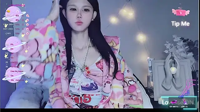 O0 0Q online show from December 2024 04:43:01 PM