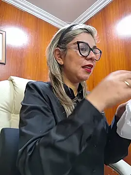 Cata Office-12 online show from October 2025 01:56:01 PM