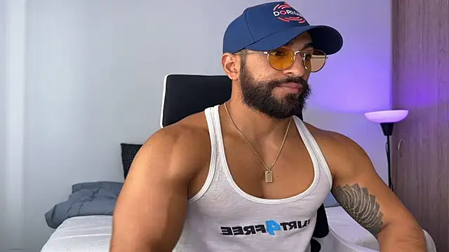 SamDornan online show from January 2025 10:02:01 PM