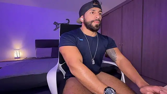 SamDornan online show from February 2025 10:50:01 PM