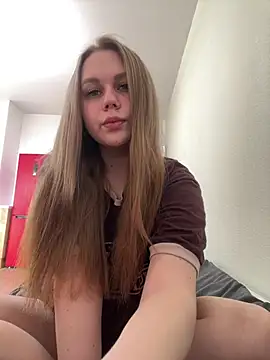 Marylallka5 online show from March 2026 02:38:01 PM