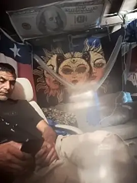 Gillygilly76 online show from March 2026 04:57:01 PM