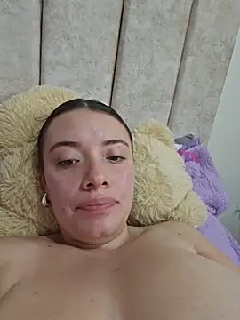 Snapshot of valery_mora chatting on February 2026 10:28:01 PM valery mora online show from February 2026 10:28:01 PM