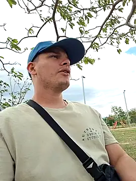  Ottis  online show from November 2025 07:45:01 PM