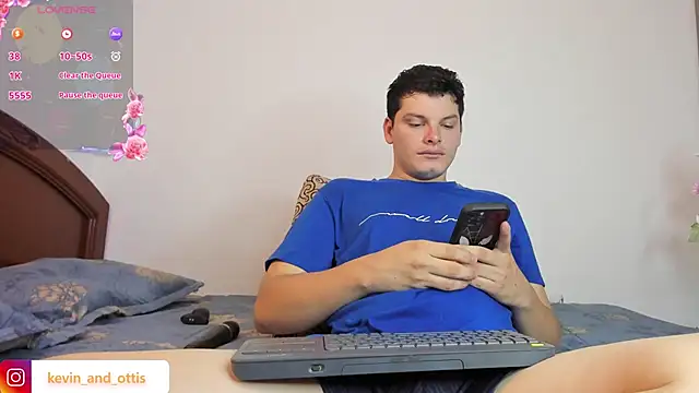  Ottis  online show from April 2026 08:37:01 PM