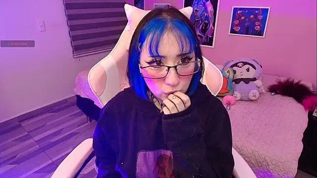 Miwa violet online show from April 2026 10:33:02 PM