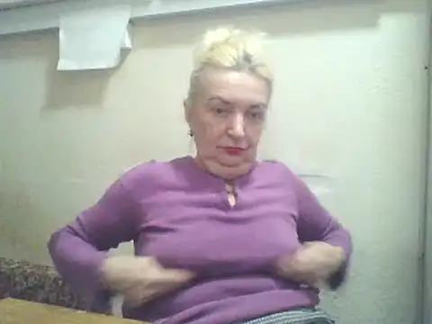 Snapshot of Meri798 chatting on April 2026 07:23:01 PM Meri798 online show from April 2026 07:23:01 PM