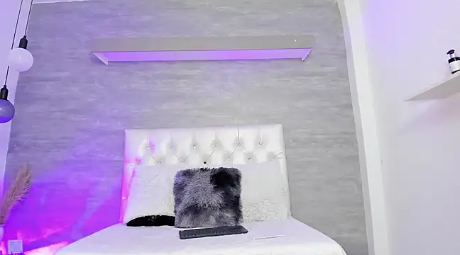 thararouse online show from January 2025 12:18:01 PM