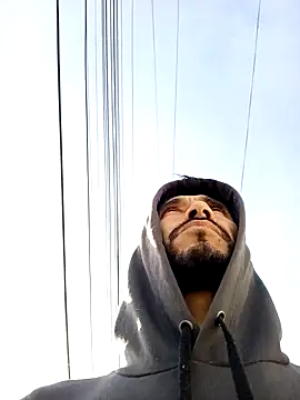 weedmanhot28 online show from October 2025 11:33:01 AM