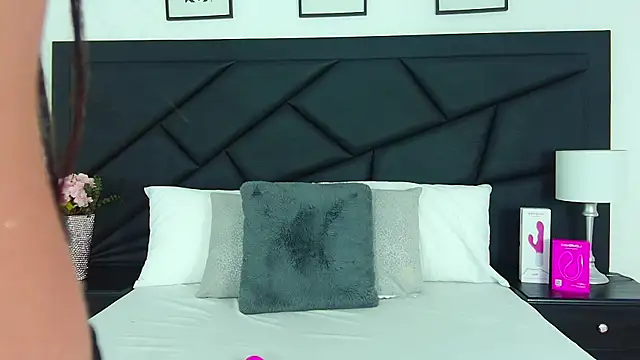 SophieCarther online show from March 2025 04:45:01 PM