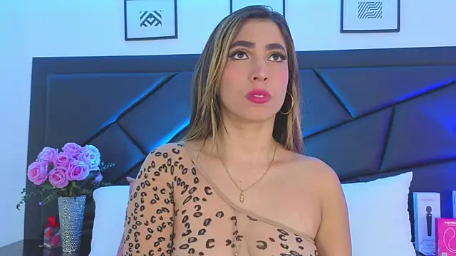 SophieCarther online show from December 2025 12:44:02 PM