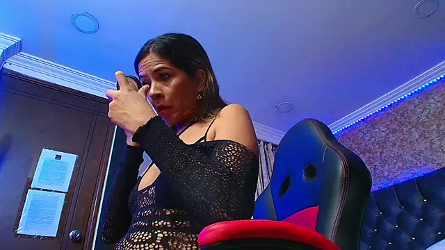 stella xue online show from October 2025 08:05:02 PM