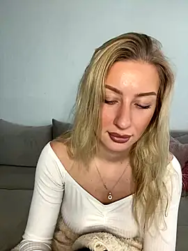 belle98 online show from November 2025 01:55:02 PM