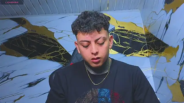 Kevin22 222 online show from October 2025 03:47:02 AM