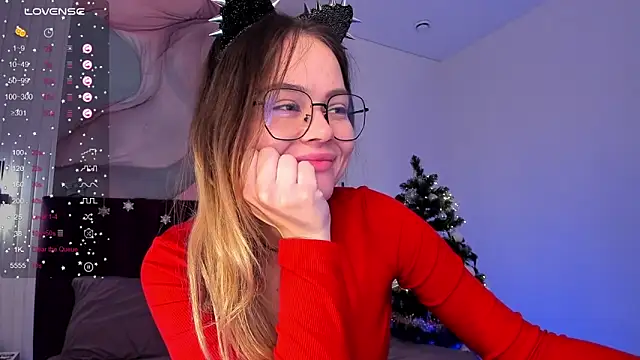 Kelly Cuutie online show from December 2024 04:41:01 AM
