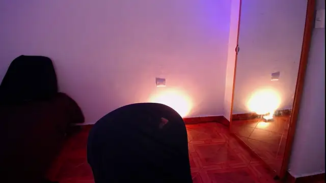 Snapshot of moritalatina chatting on November 2025 07:14:01 PM moritalatina online show from November 2025 07:14:01 PM