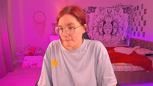 callmekatesmith online show from March 2025 05:00:02 AM