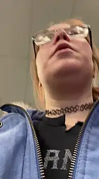 FreakNastyLacie online show from February 2025 08:41:01 PM