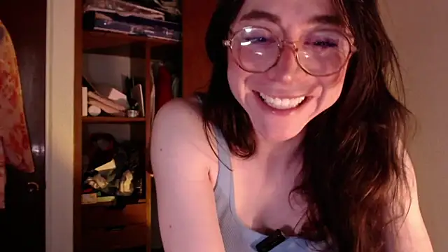 Snapshot of emily_pearl_ chatting on October 2025 09:14:02 PM emily pearl online show from October 2025 09:14:02 PM