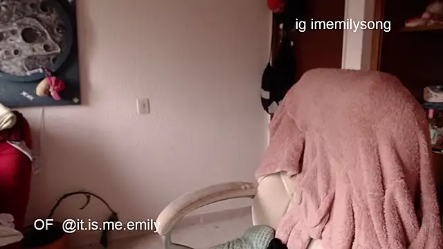 emily pearl  online show from February 2026 08:12:01 PM