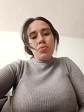 Veeronica Smith online show from December 2024 05:00:01 PM