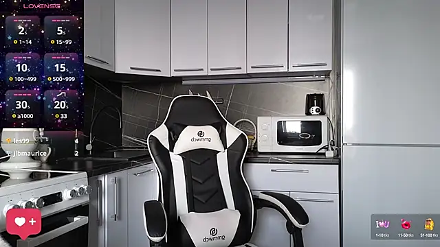 Strip-Lady online show from February 2025 07:01:02 AM