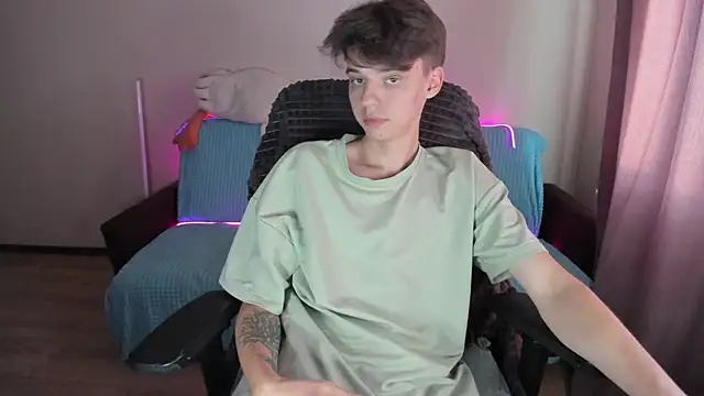 Liam sexy1 online show from September 2025 02:54:01 PM