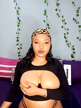 Sugartonguexx online show from February 2025 07:42:01 PM