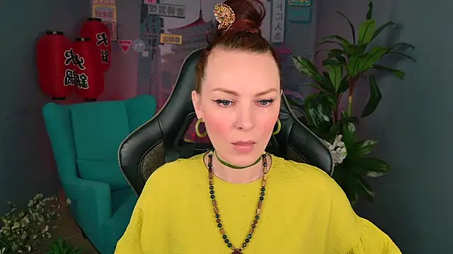 VandaRossi online show from September 2025 09:12:02 AM