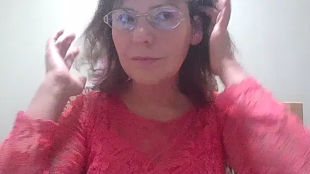 HollyJewel online show from November 2025 05:13:01 PM