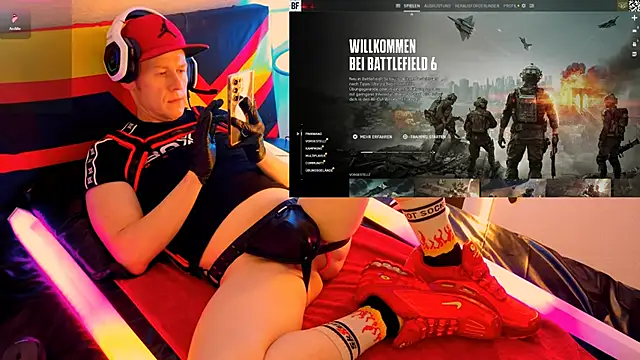 Fuc71 online show from October 2025 06:01:01 PM