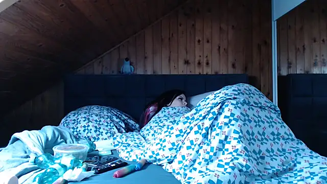 BoeseMoni1998 online show from October 2025 10:25:01 AM