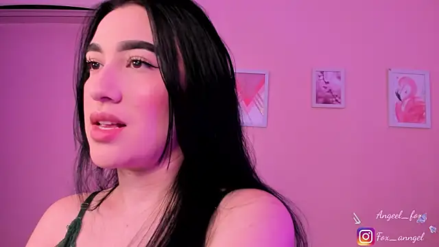 angeel fox online show from April 2026 04:45:01 PM