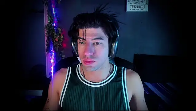 newjeff online show from September 2025 05:01:02 AM