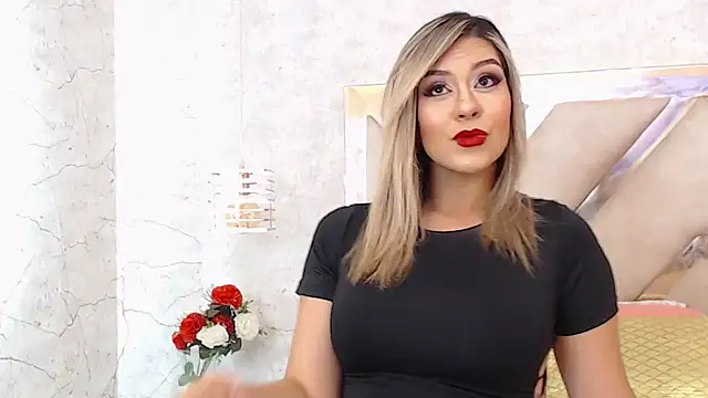 Snapshot of JoannaStanford chatting on January 2025 11:26:01 PM JoannaStanford online show from January 2025 11:26:01 PM